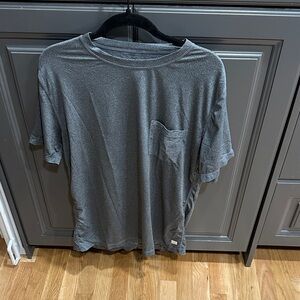 Vuori Charcoal Short Sleeve Men's Tee